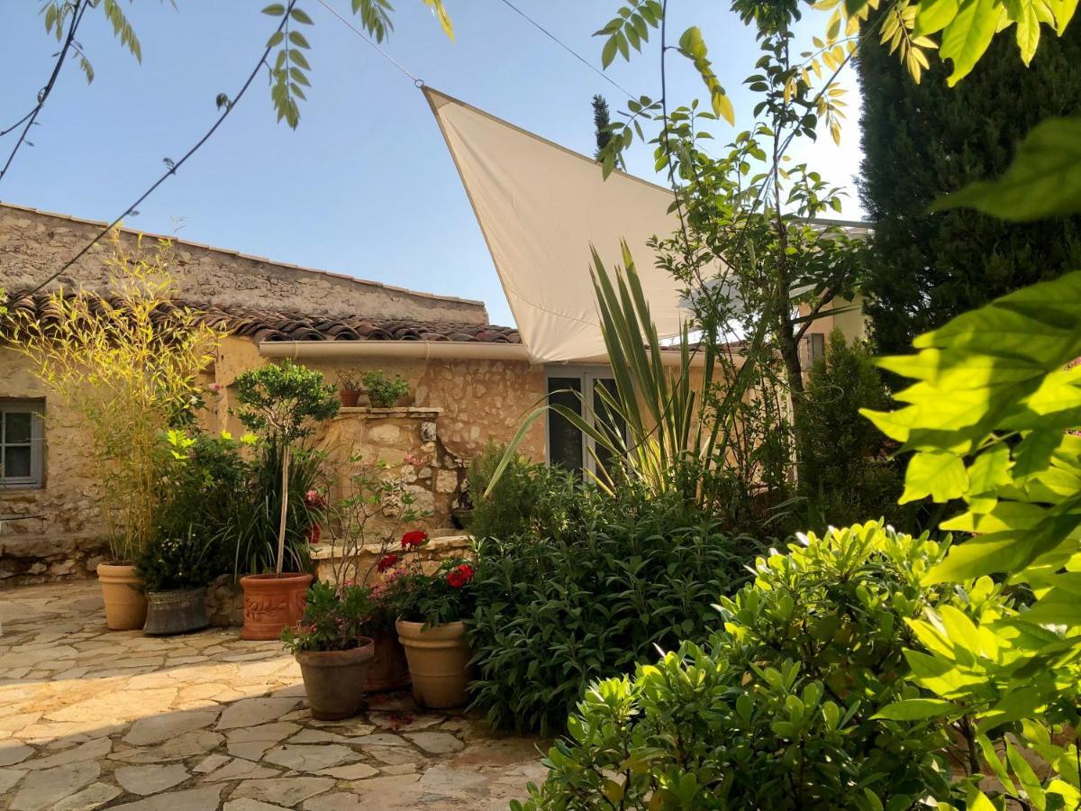 L'Ile Aux Fleurs Villa Ventabren Exterior photo